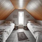 Luett Hus Erna