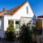 Luett Hus Erna